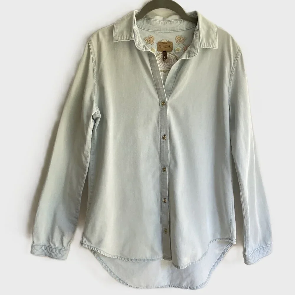 DRIFTWOOD Light Washed Embroidered Back Demin Shirt Size M - Picture 4 of 14